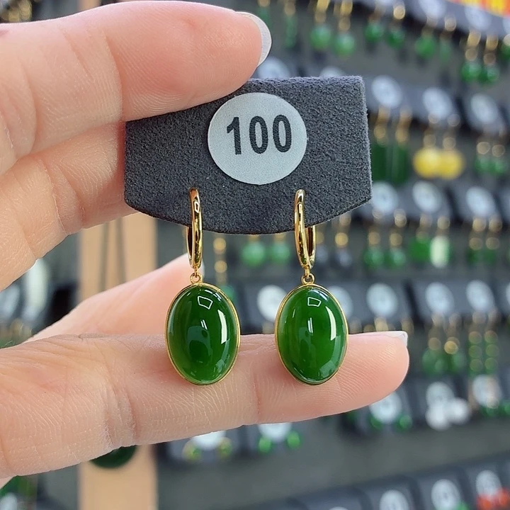 娜***姐18K金镶嵌和田玉耳饰