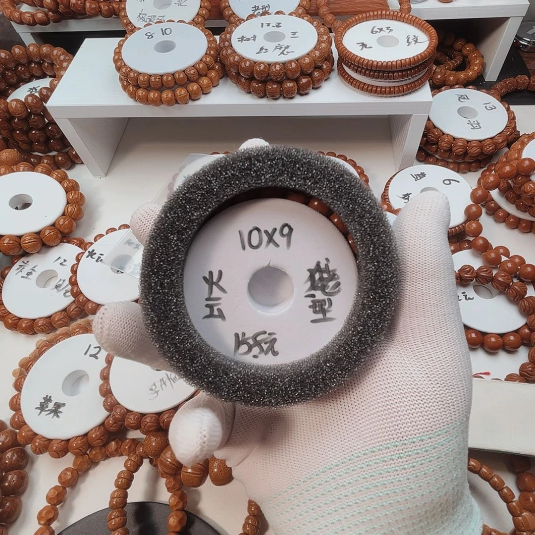 来***7桃核手串桃核手串