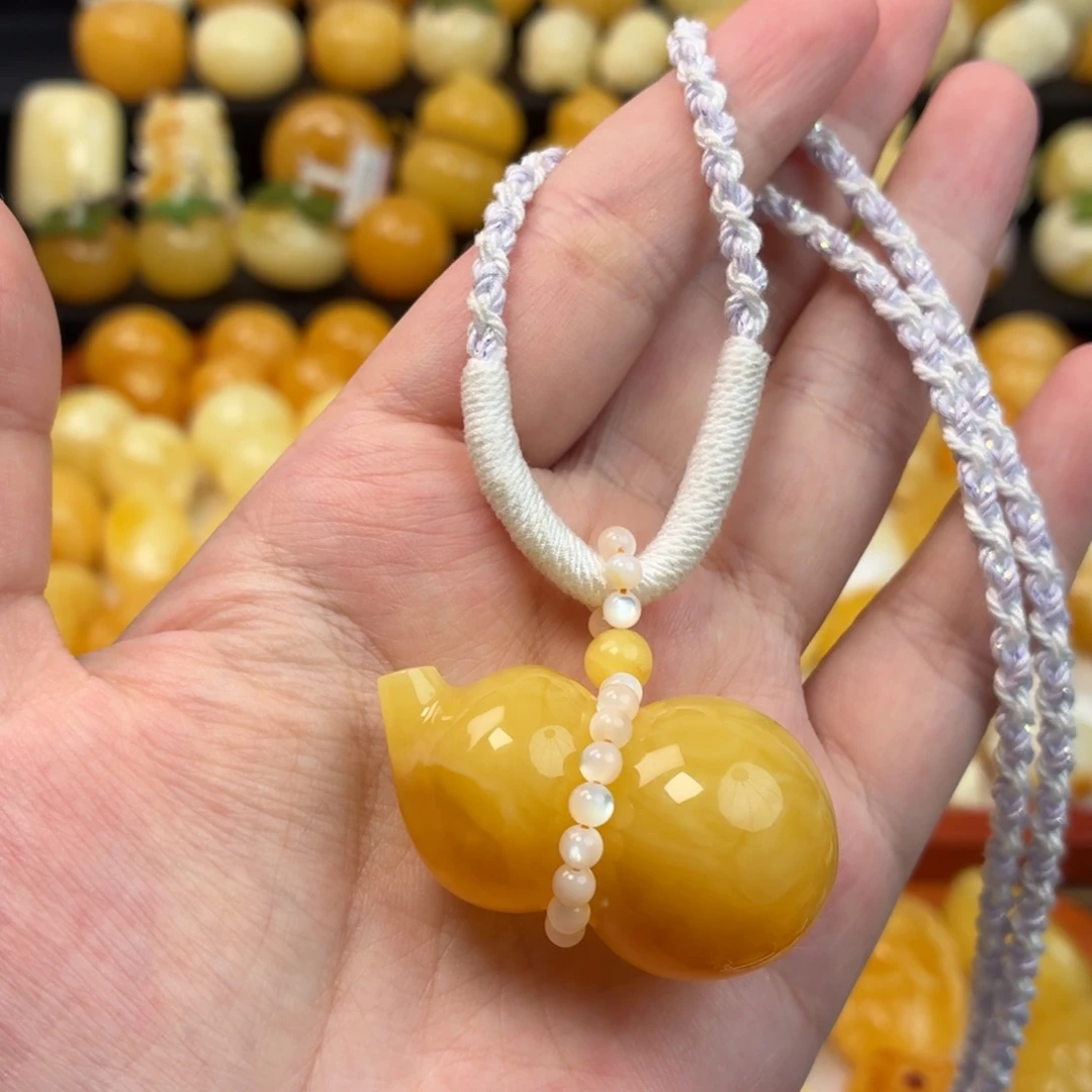 蜜蜡未镶嵌毛衣链蜜蜡