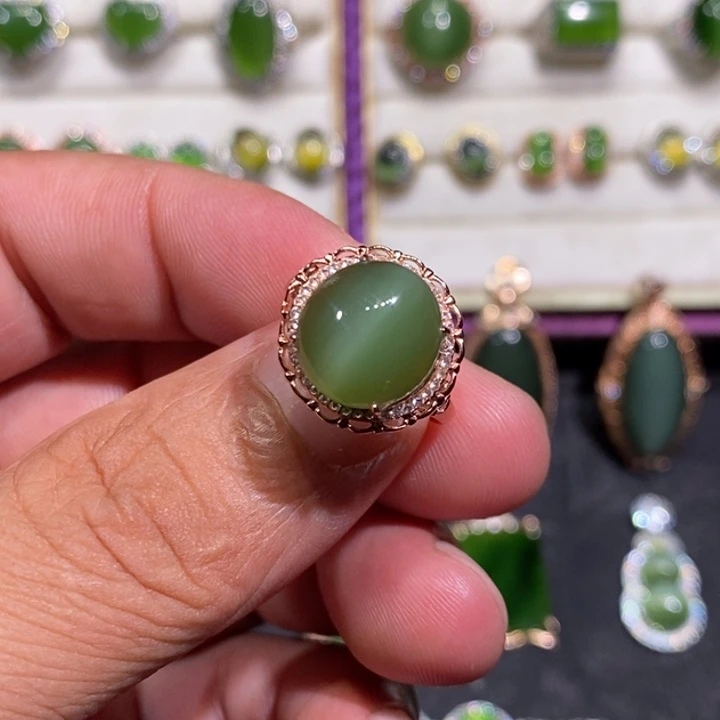 银S925镶嵌戒指和田玉（碧玉）