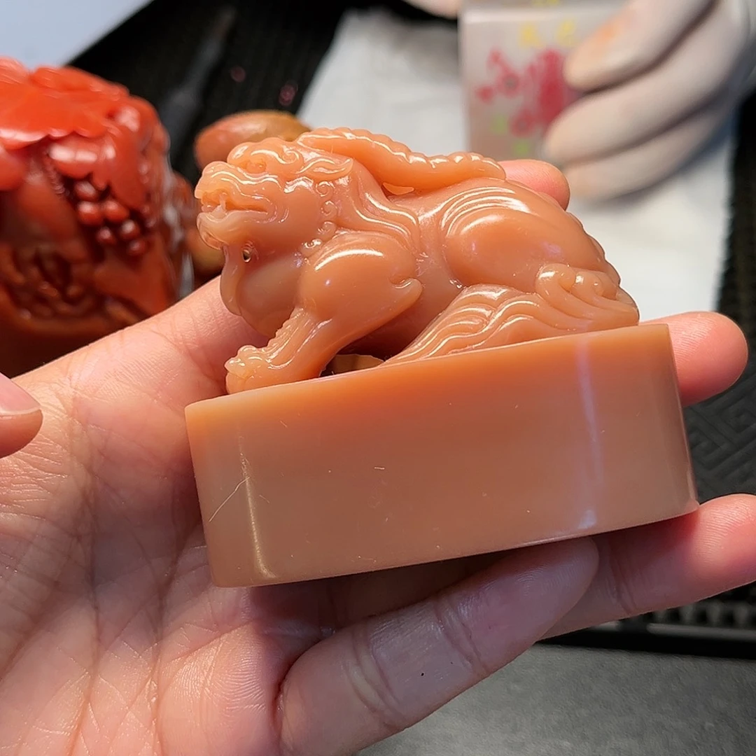 寿山石印石这种现象很明显了