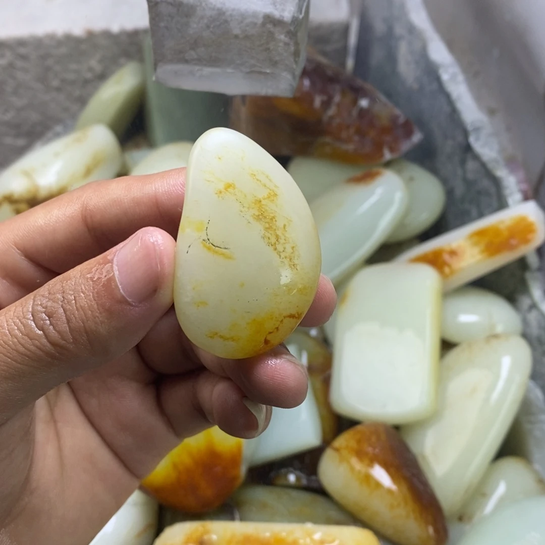 定制未镶嵌定制和田玉一****花