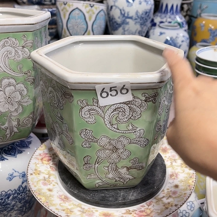 瓷片瑕。。。。。。。。。。。。。