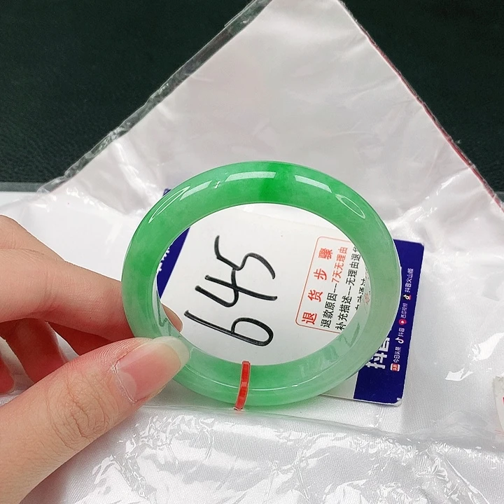 未镶嵌手镯翡翠翡翠手镯
