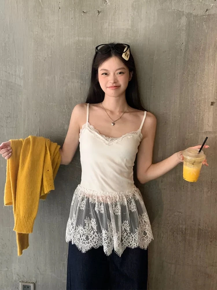 2025春季新款大码女V领蕾丝吊带背心女荷叶边屁帘无袖上衣