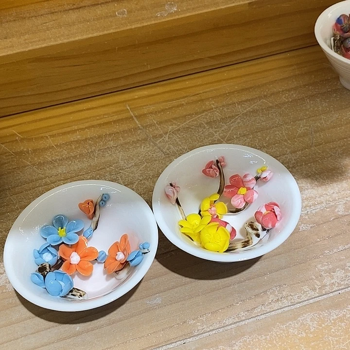 企图在我哦哦哦咯咯摸摸