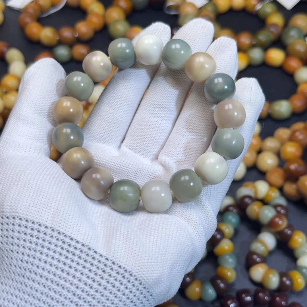 菩提根/象牙果吊坠蜜****默认微瑕679