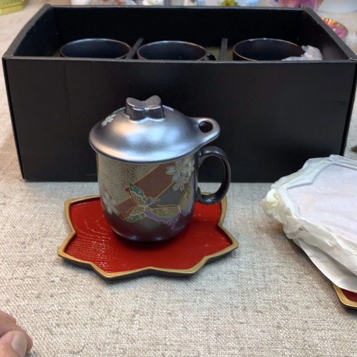 金瓷阁家的美丽瓷器