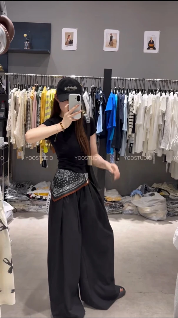 Coriander香菜  百搭辣妹T恤阔腿裤丝巾套装三件套6882036