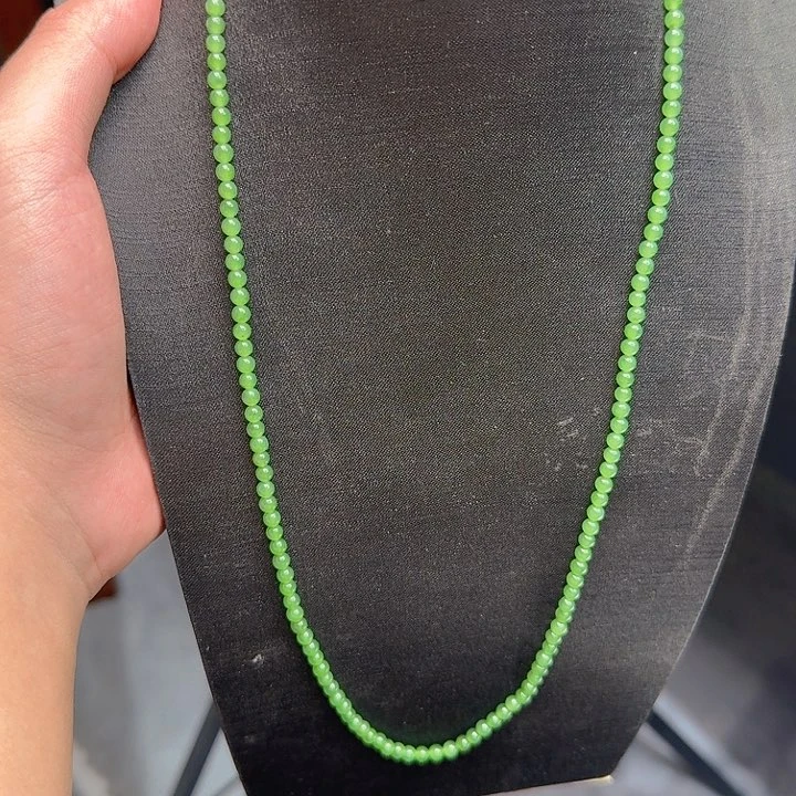 和田玉（碧玉）未镶嵌颈饰