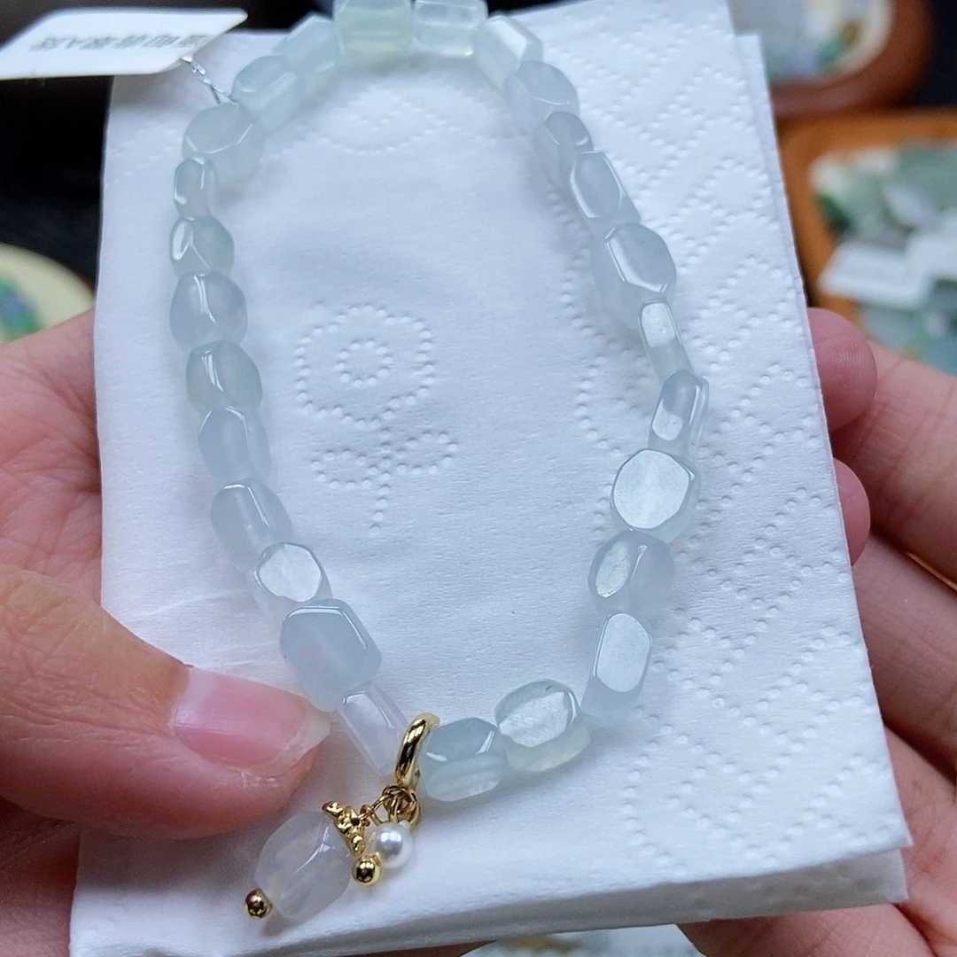 未镶嵌挂件翡翠闪