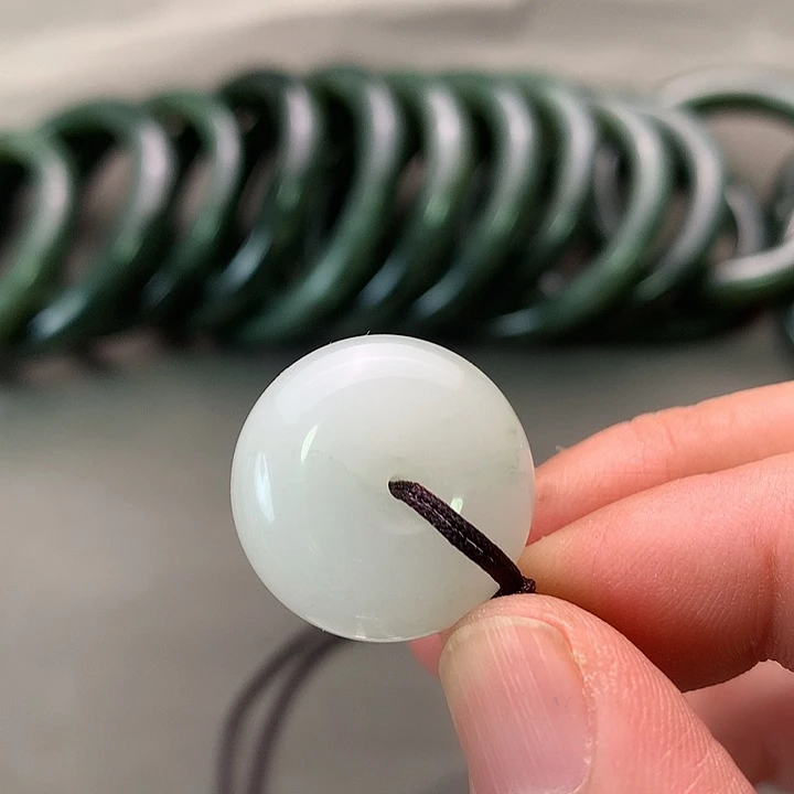 和田玉（白玉）未镶嵌颈饰