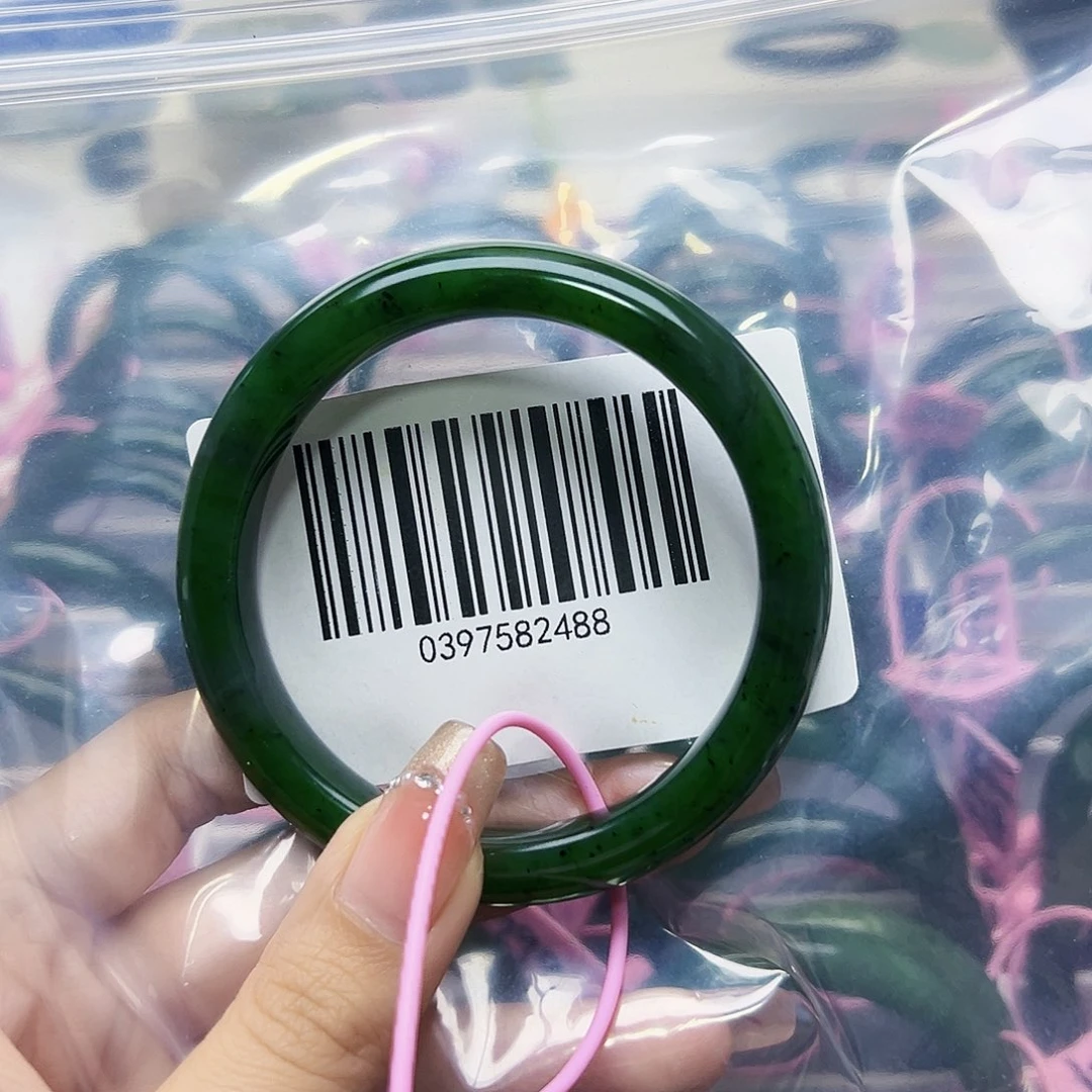 和田玉（碧玉）手镯未镶嵌