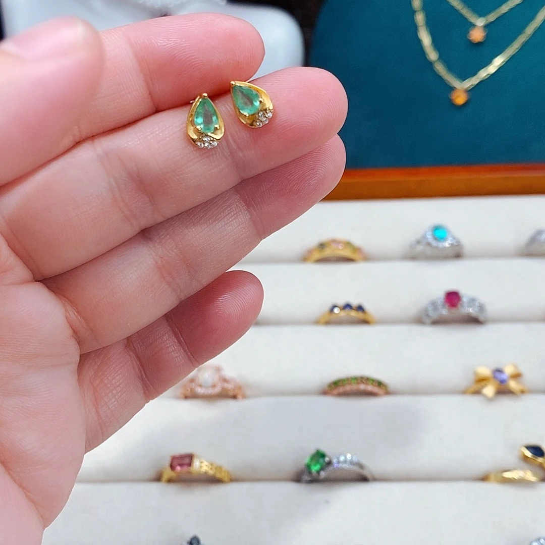 祖母绿耳饰银S925镶嵌