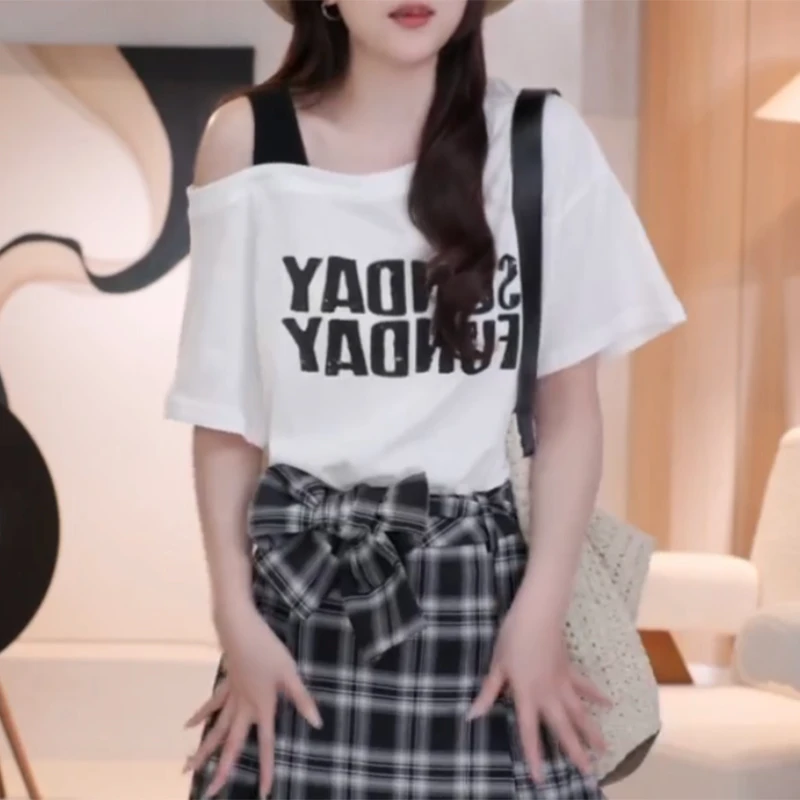 美式休闲设计感短袖T恤女2025夏季气质减龄显瘦露肩半袖打底上衣