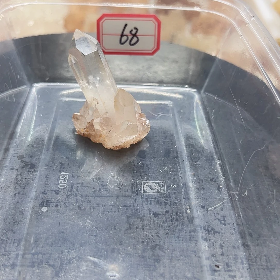 澰***珠宝半成品未镶嵌水晶