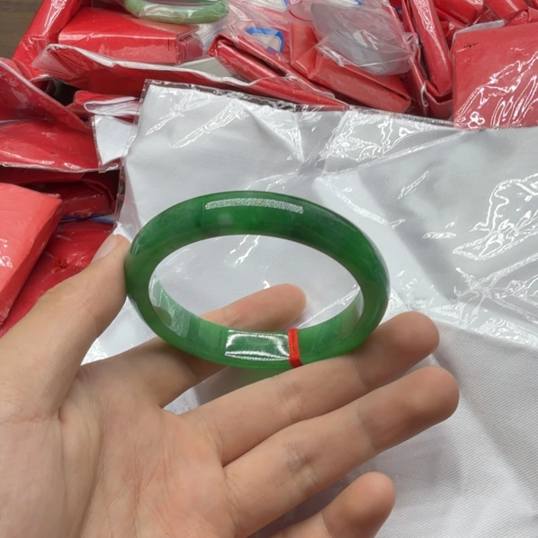 未镶嵌手镯翡翠D19