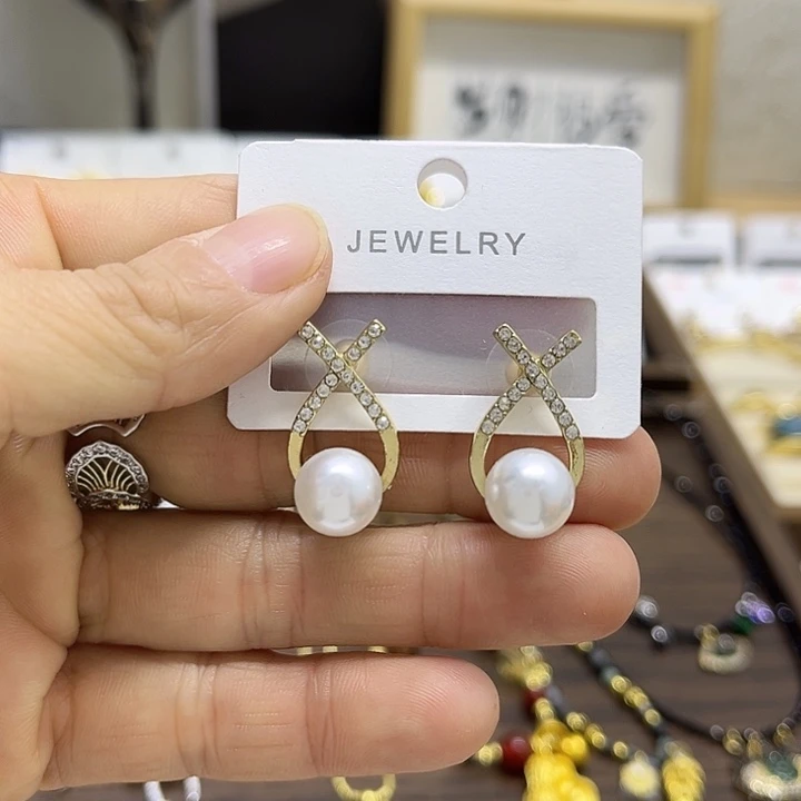 锆石纯铜合金饰品