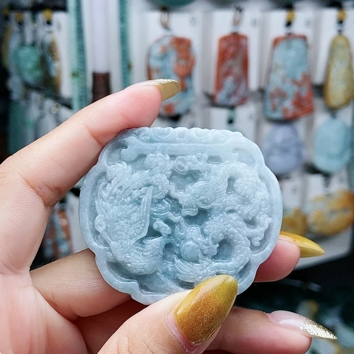 翡翠未镶嵌颈饰翡翠