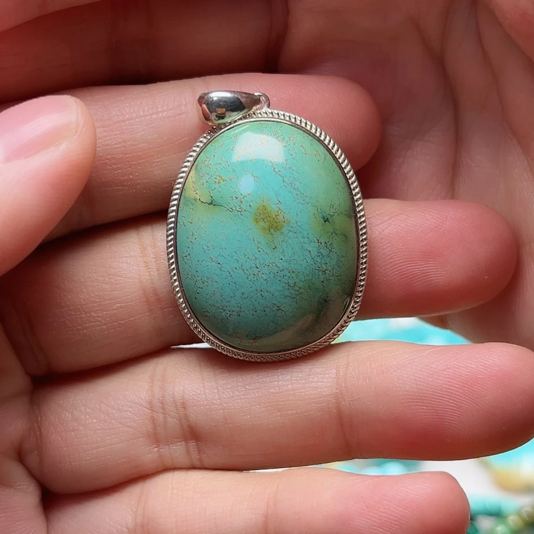 18K金镶嵌绿松石珠宝奇石S****达