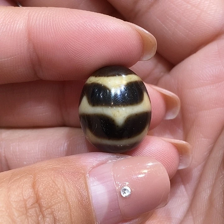 玛瑙/玉髓未镶嵌珠宝半成品痞****?