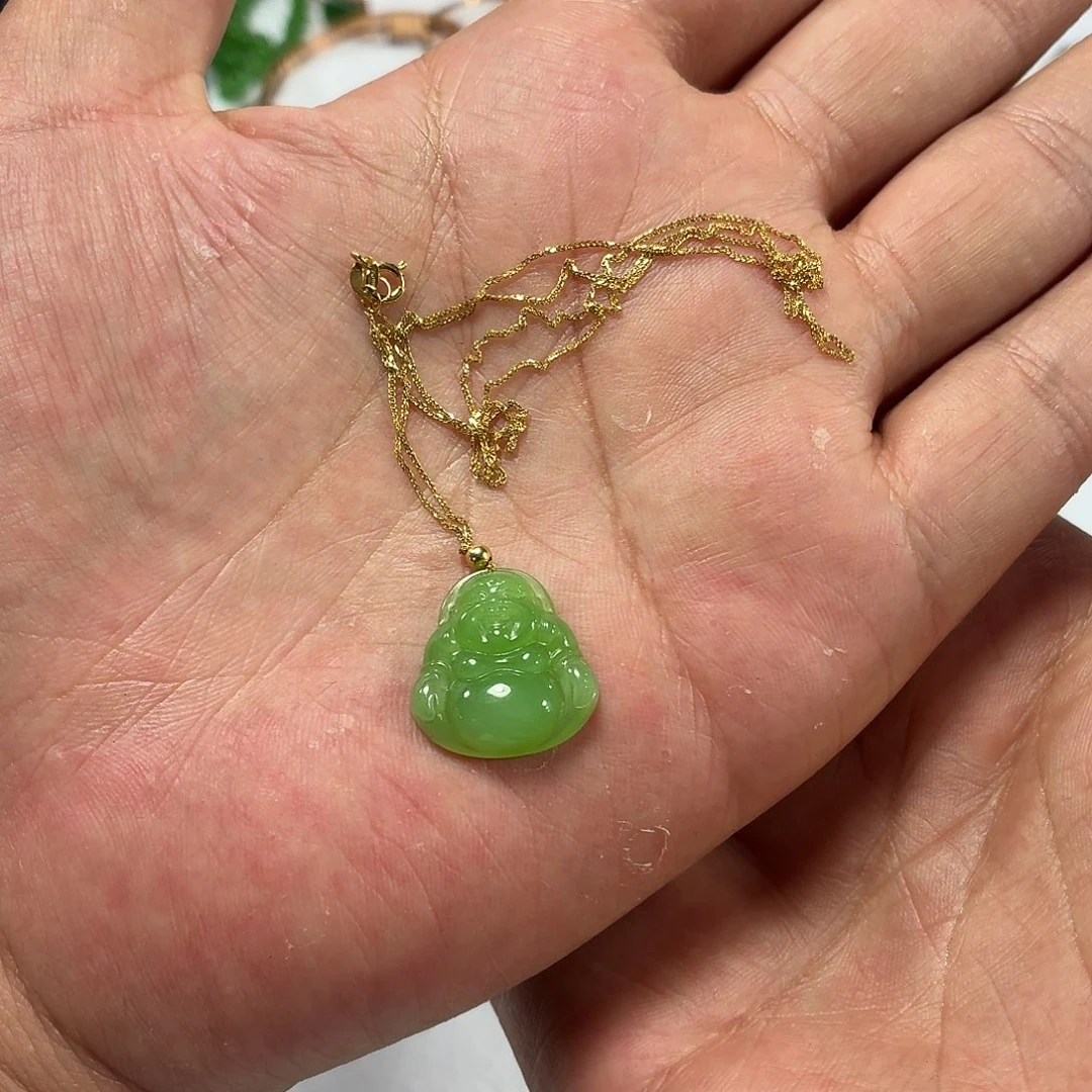 g***o和田玉18K金镶嵌颈饰