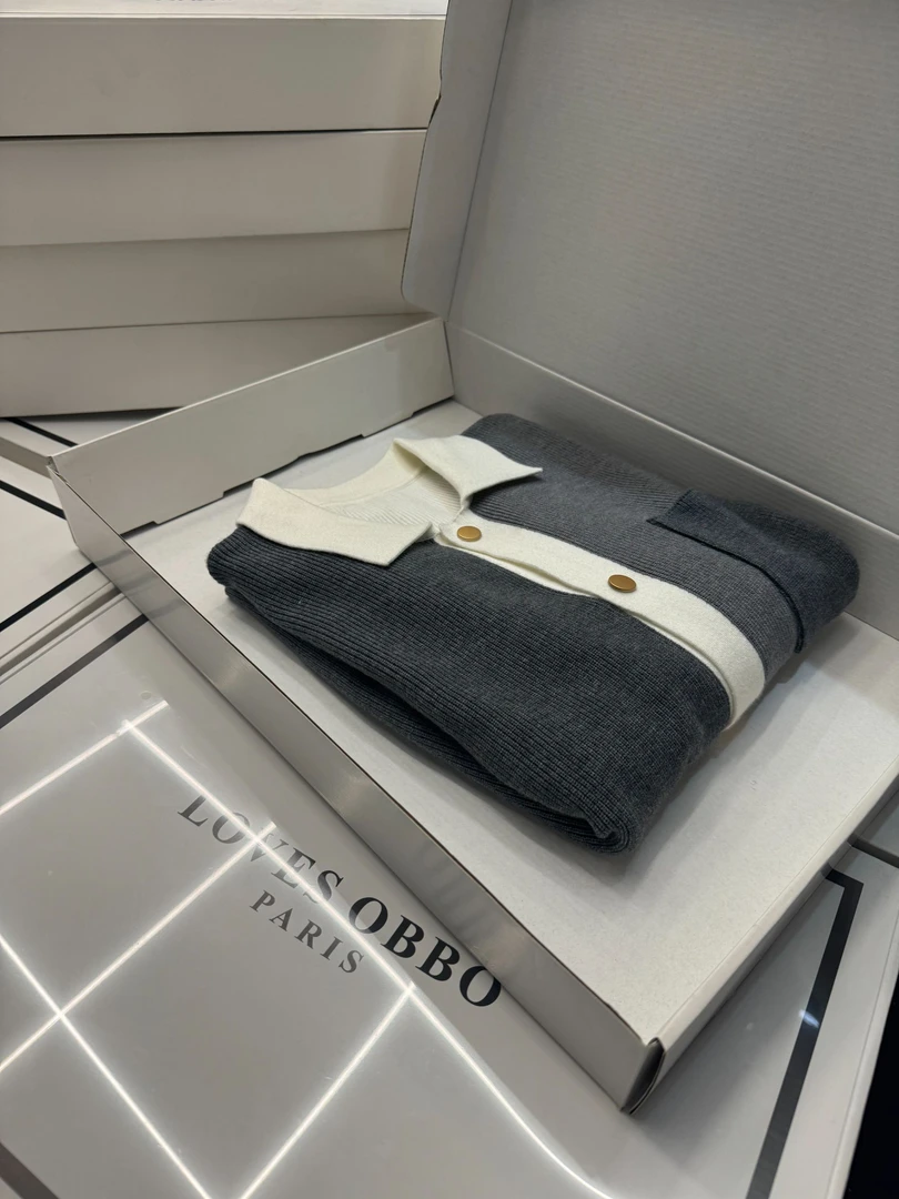 【小刘】秋冬新款高端轻奢毛衣男士简约设计感针织衫