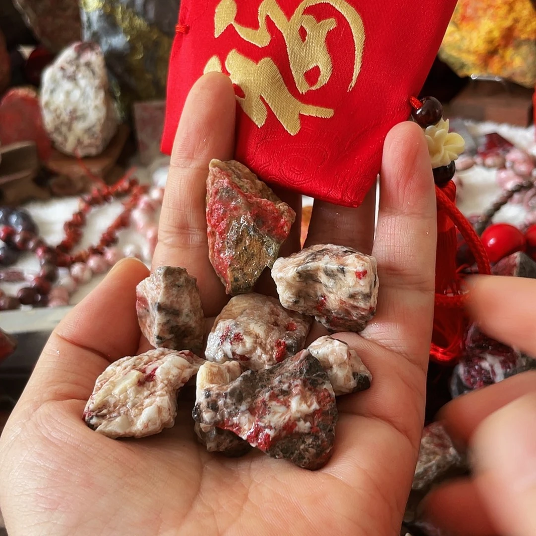 天然辰砂福利朱砂毛料