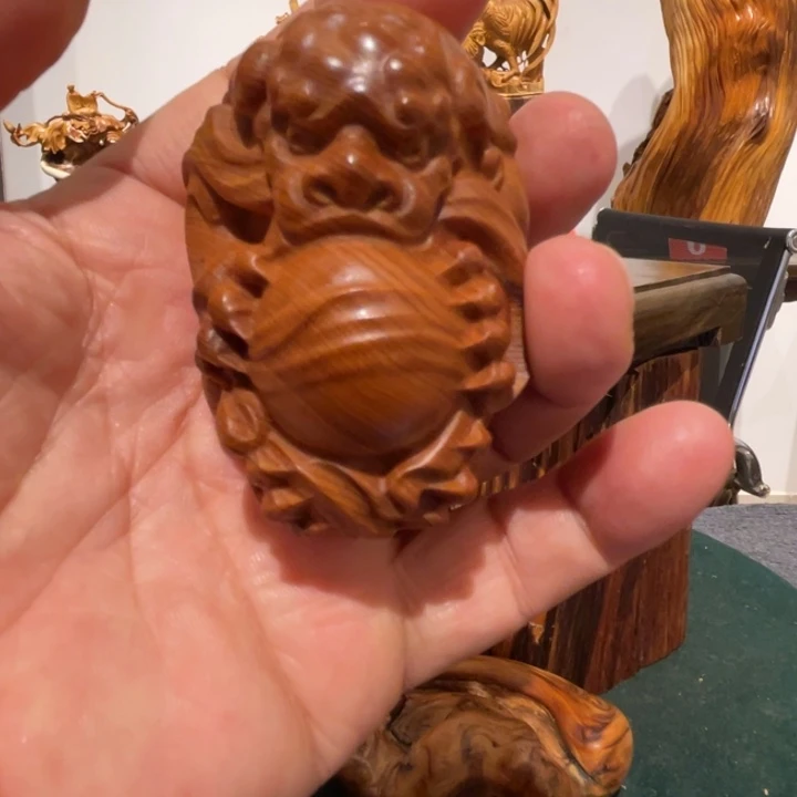 柏木（崖柏）狮狮如意