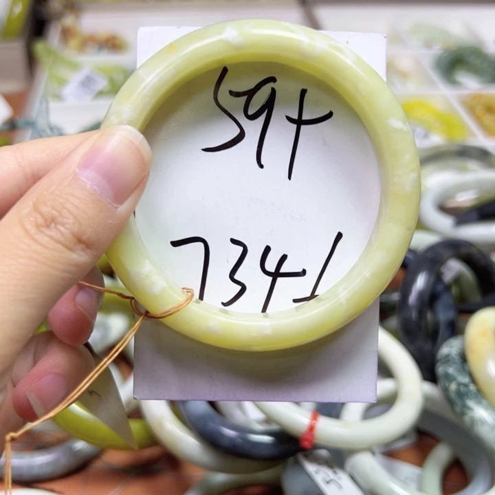 未镶嵌蛇纹石玉手镯