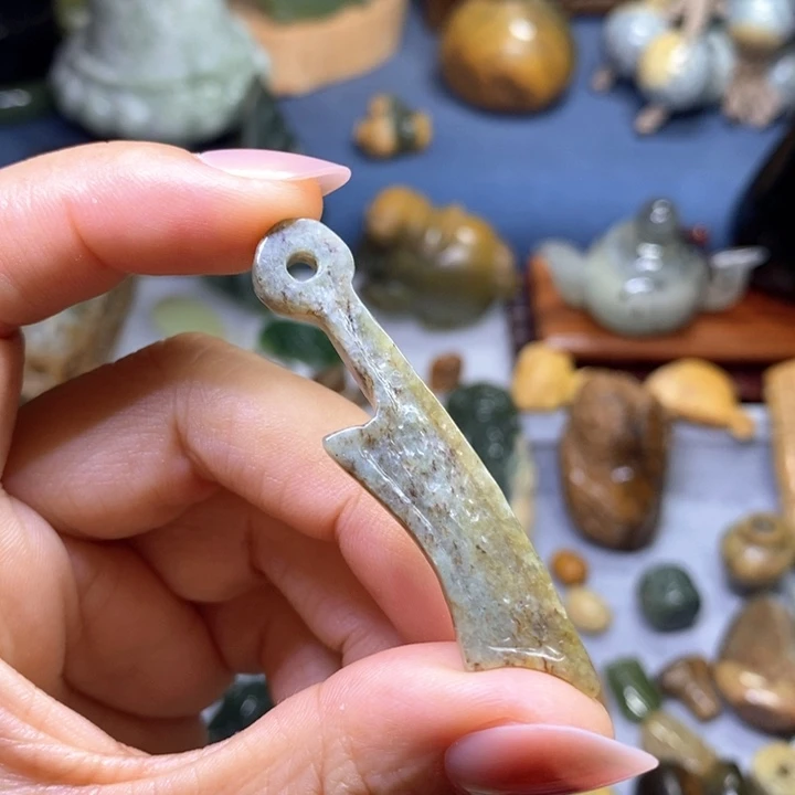 岫岩河磨玉（透闪石质玉）未镶嵌挂件