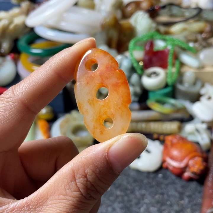 和田玉未镶嵌吊坠(不含链)