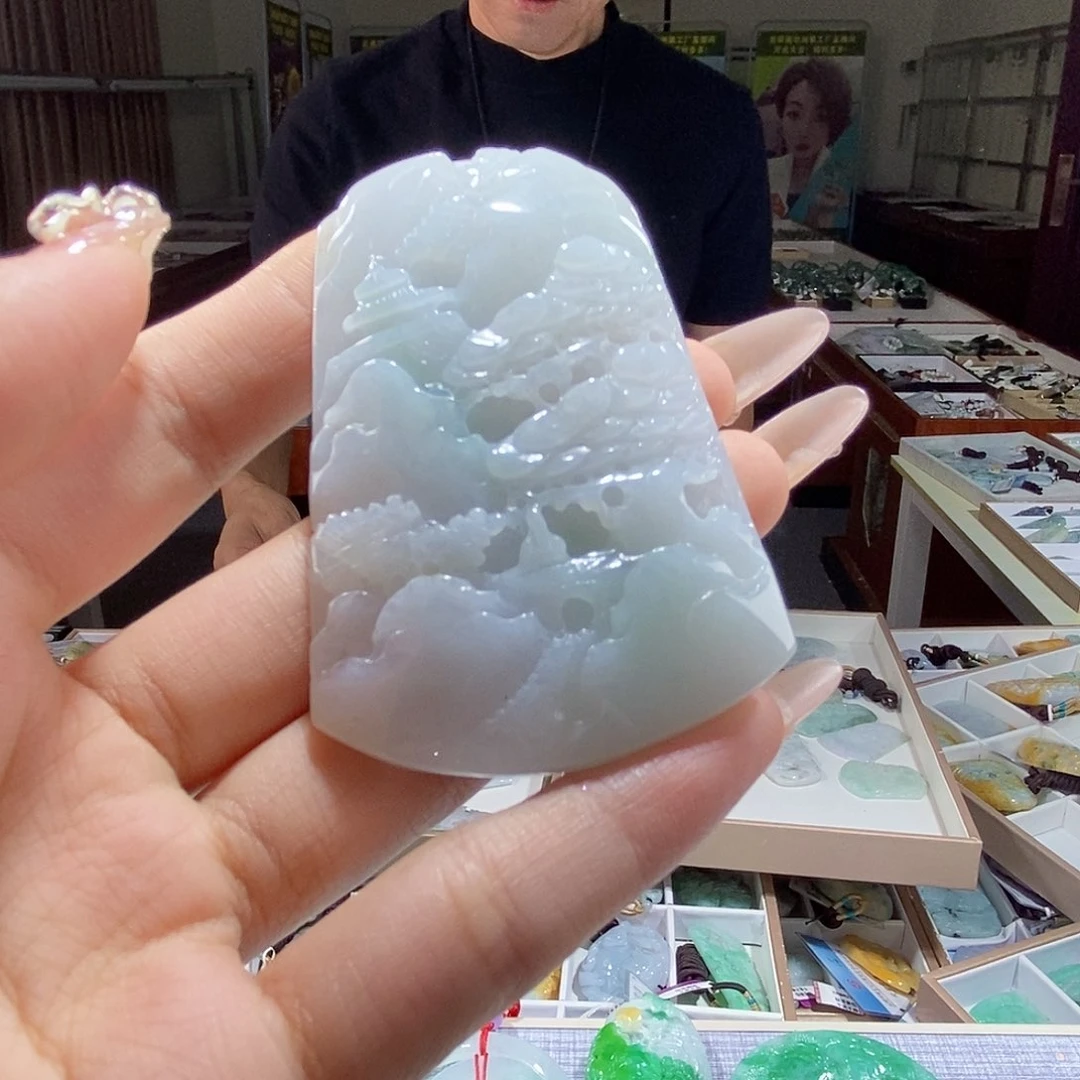 翡翠未镶嵌颈饰翡翠