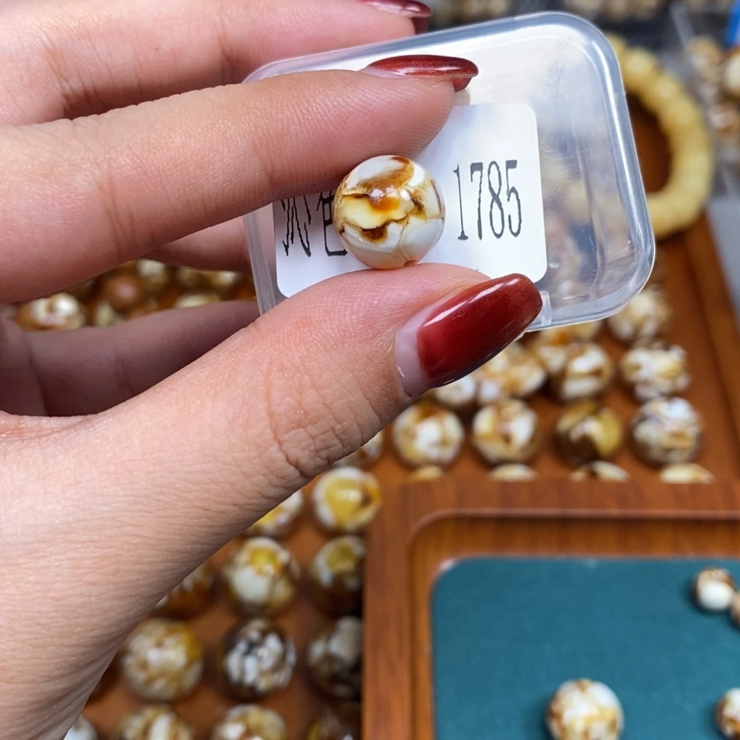 猴头核桃把件沁色圆珠老型1785