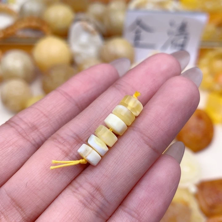 琥珀未镶嵌珠宝奇石1111