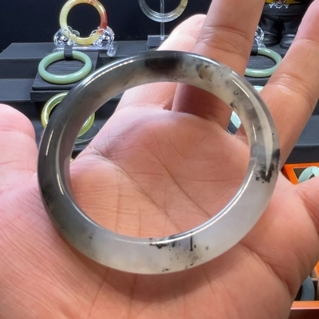 岫玉手镯未镶嵌水墨