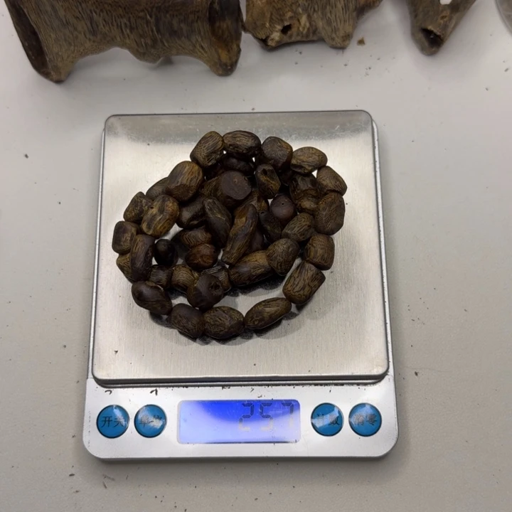 楠木奇楠树钉手串25克