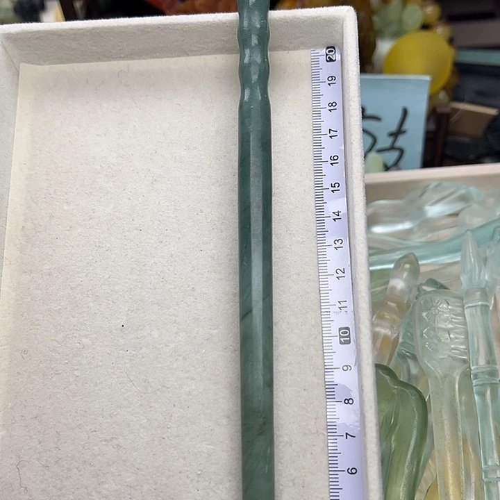 蛇纹石玉未镶嵌发簪