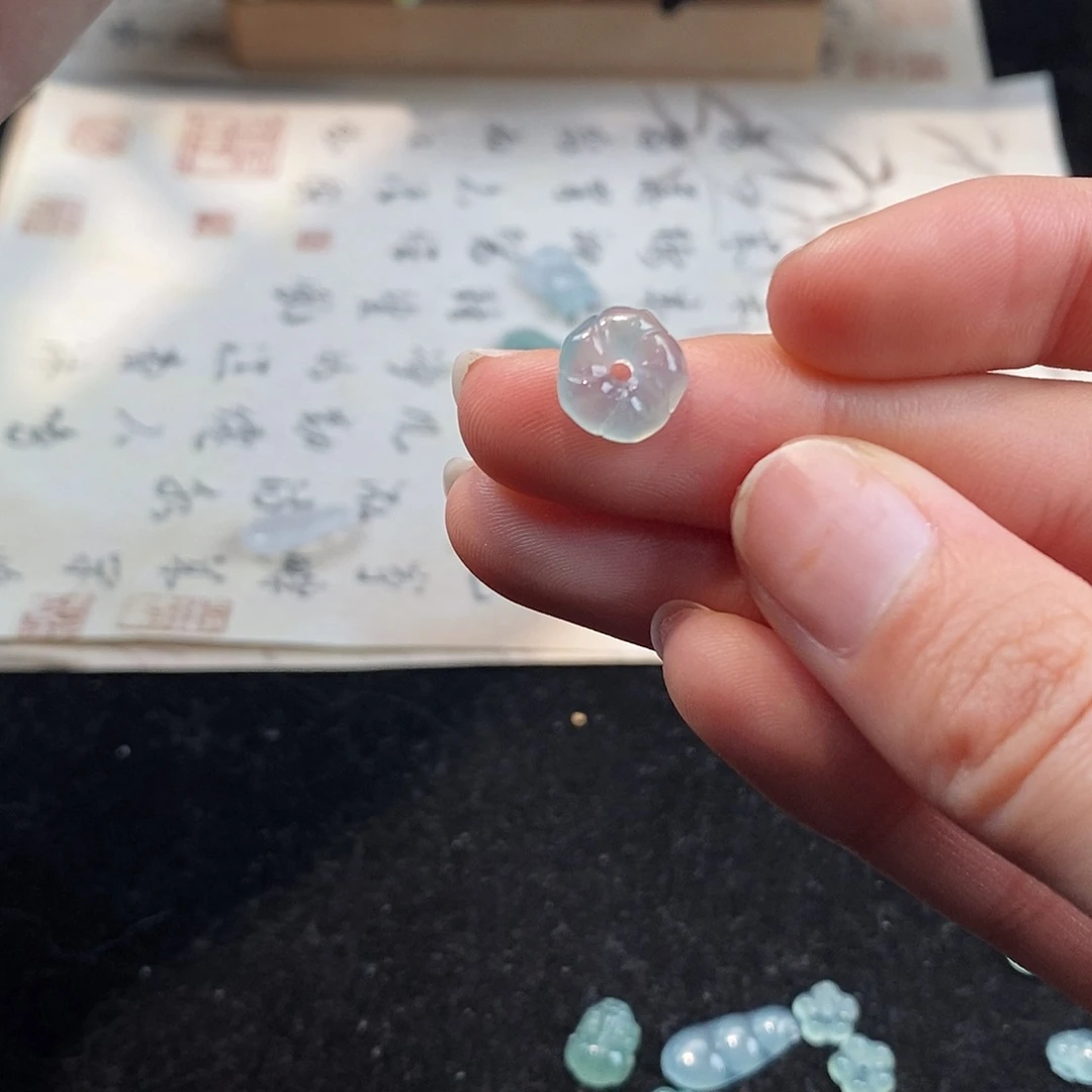 翡翠颈饰未镶嵌婧*天然翡翠