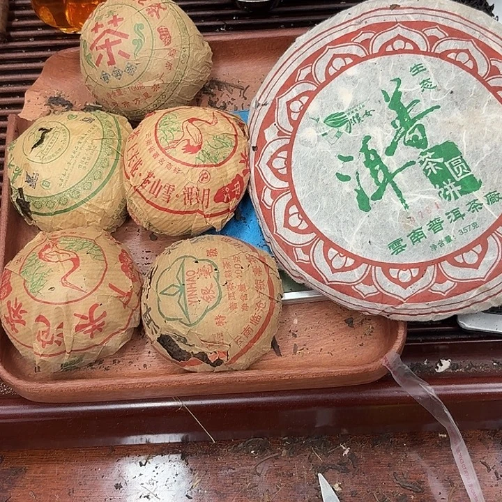 Y***H男装品牌设计理念