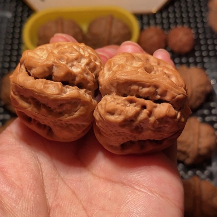 把件文玩核桃四深沟八腿蛙王