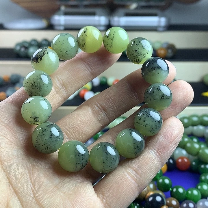 和田玉手串未镶嵌