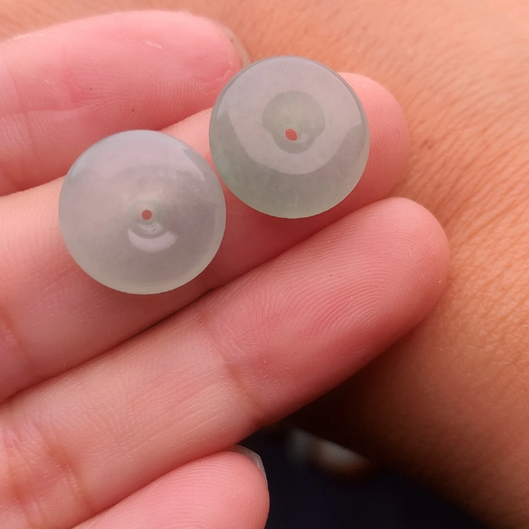 定制翡翠未镶嵌扣子一对