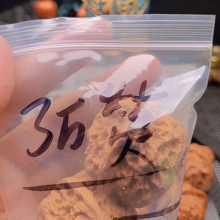 大***快猴头核桃把件将军棒