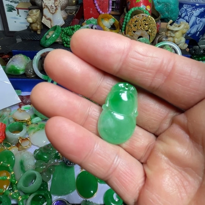 吊坠滴血莲花菩提