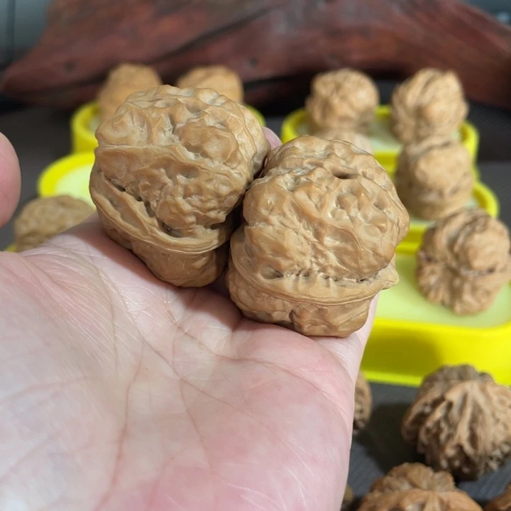 文玩核桃吊坠全品蛤蟆头3942