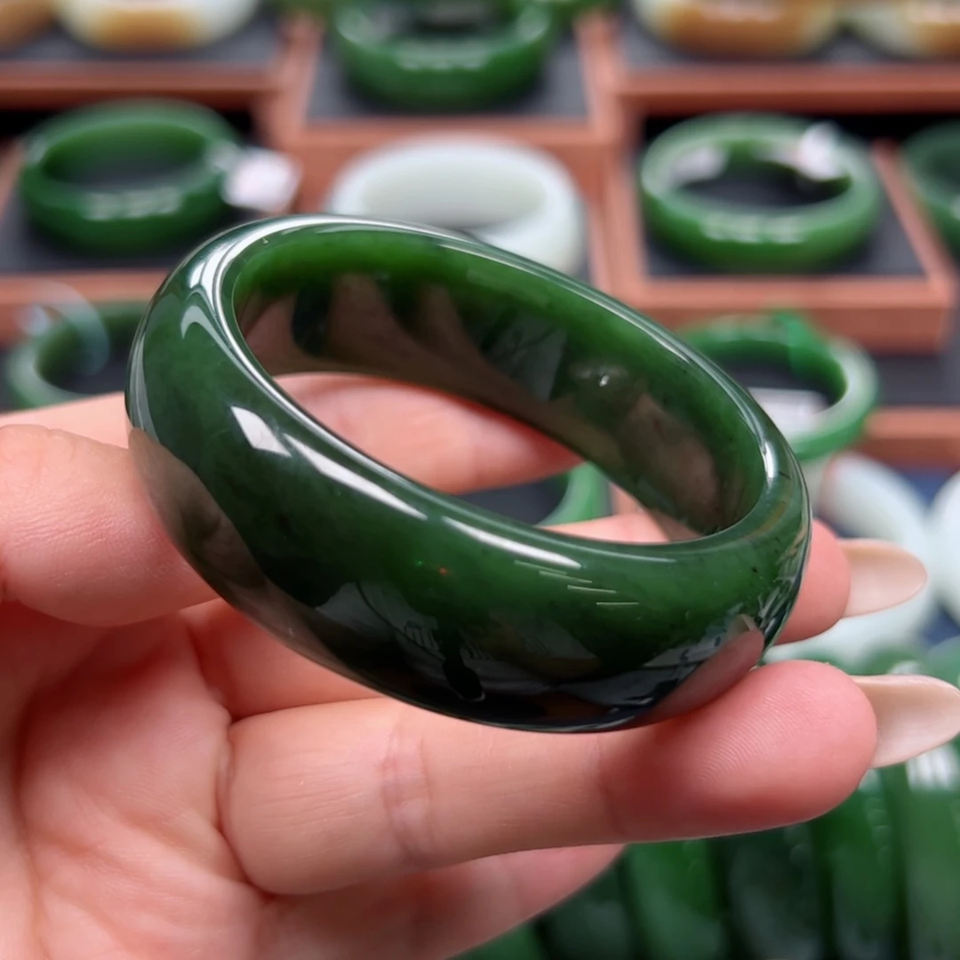未镶嵌手镯和田玉（碧玉）晨*人5253圈口