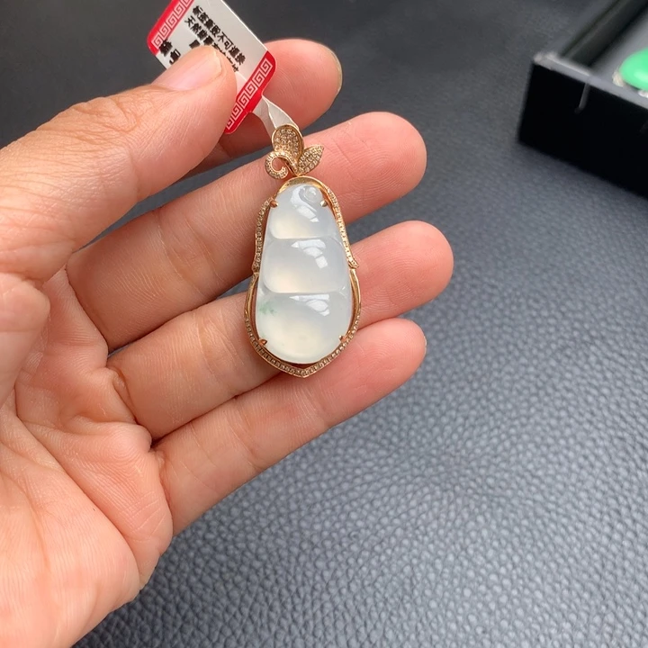 翡翠18K金镶嵌吊坠(不含链)