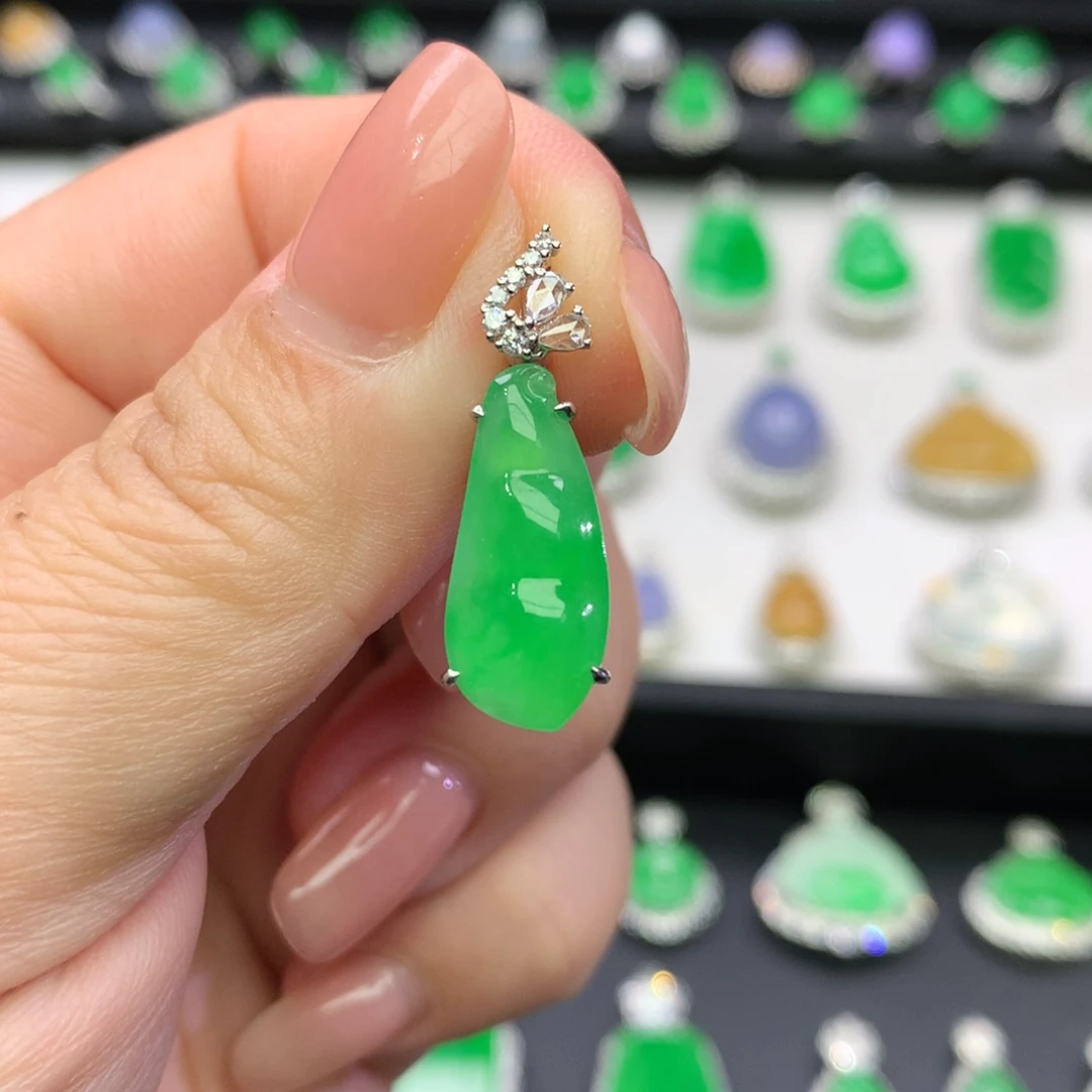 翡翠18K金镶嵌吊坠(不含链)