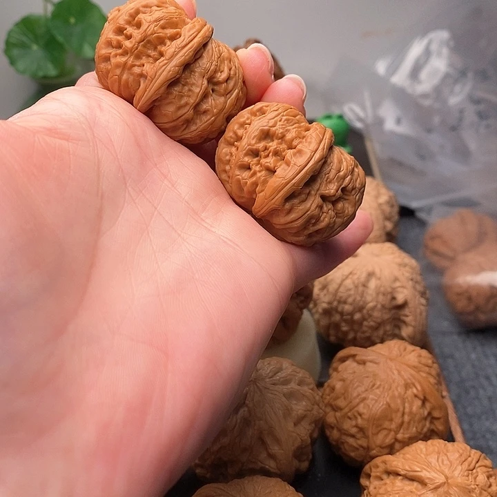 文玩核桃吊坠元宝41